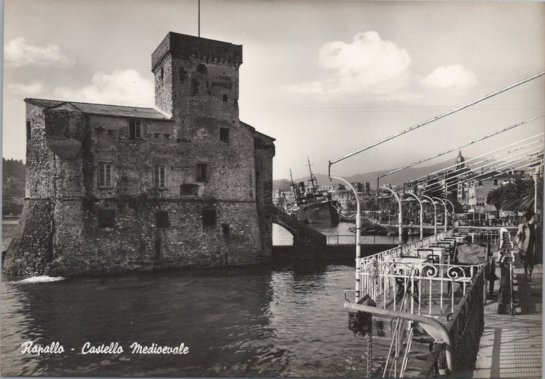 Italy Postcard - Rapallo, Castello Medioevale  SW17264