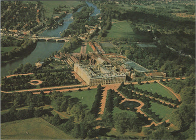 Middlesex Postcard - Aerial View of Hampton Court Palace   SW17377