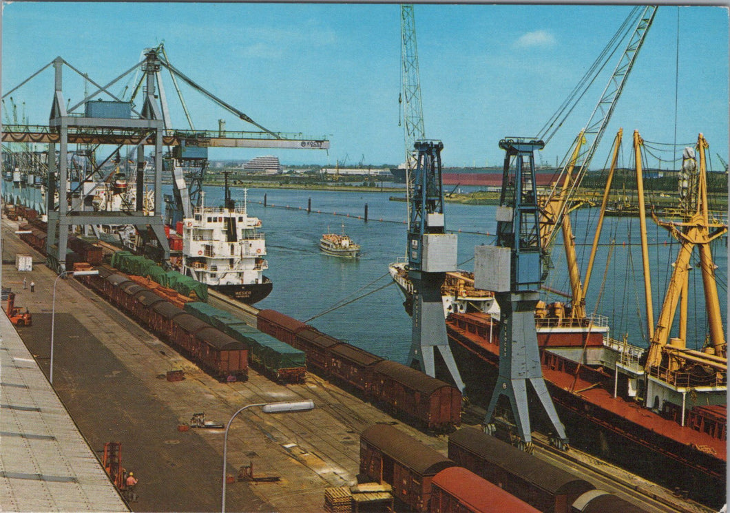 Germany Postcard - Bremen Container Terminal   SW17397