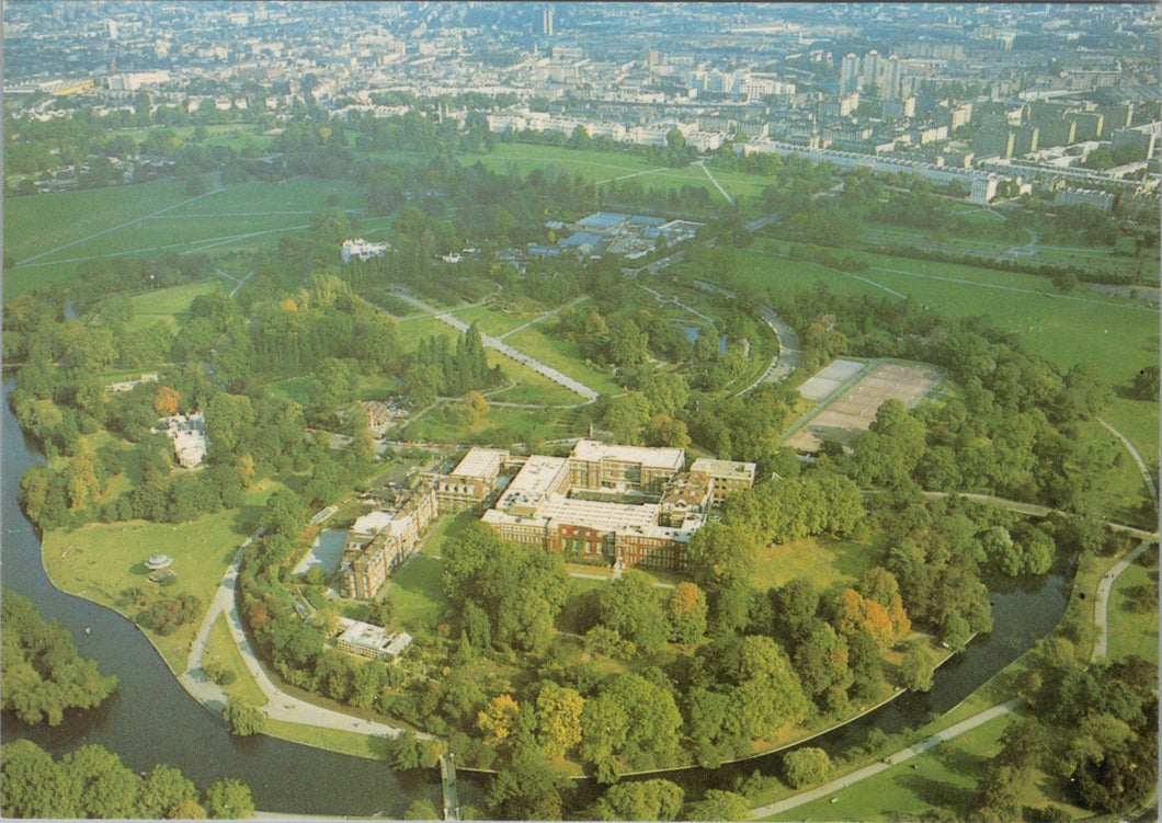 London Postcard - Aerial View of Bedford College   SX189