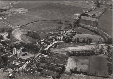 Wiltshire Postcard - Aerial View of Avebury   SX191