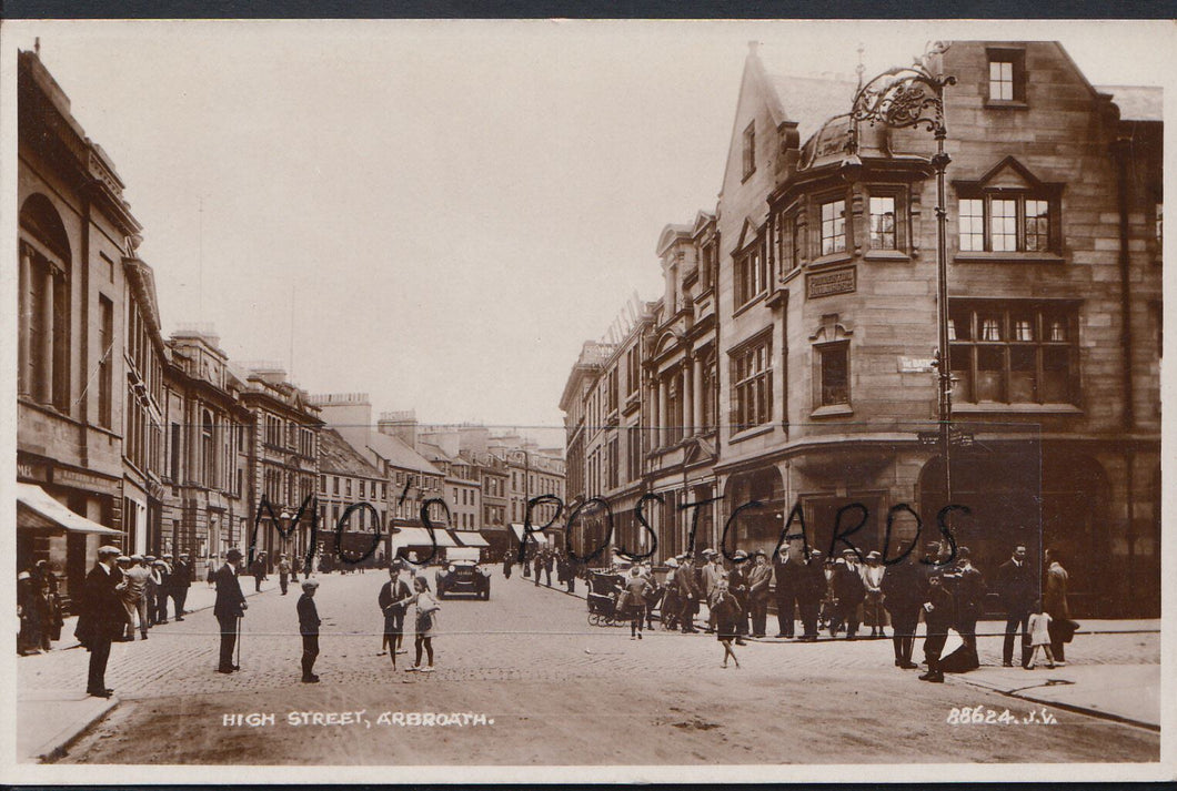 Scotland Postcard - High Street, Arbroath     RT356