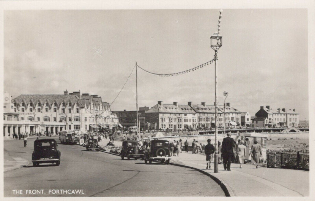 Wales Postcard - The Front, Porthcawl    RS21558