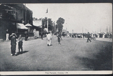 Isle of Wight Postcard - The Parade, Cowes     RS13030