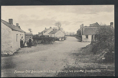 Scotland Postcard - Gretna Green, Famous Old Blacksmith's Shop  RS6814