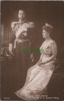Royalty Postcard - Their Majesties, King George V & Queen Mary  RS28073