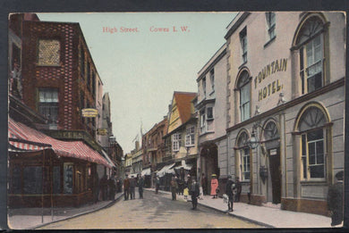 Isle of Wight Postcard - High Street, Cowes    RS12553
