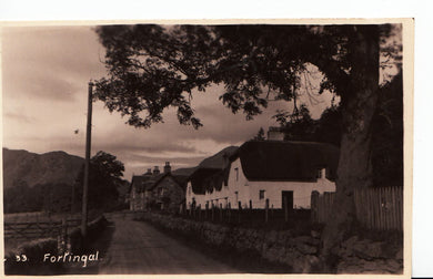 Scotland Postcard - Fortingal   A4197
