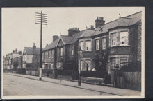 Load image into Gallery viewer, Unidentified Location Postcard - Street Scene, Mill Hill?, London?  T3081

