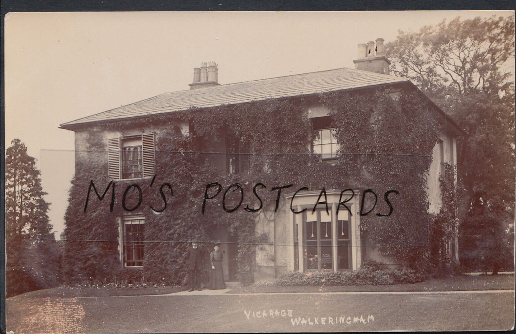 Nottinghamshire Postcard - The Vicarage, Walkeringham  DR806