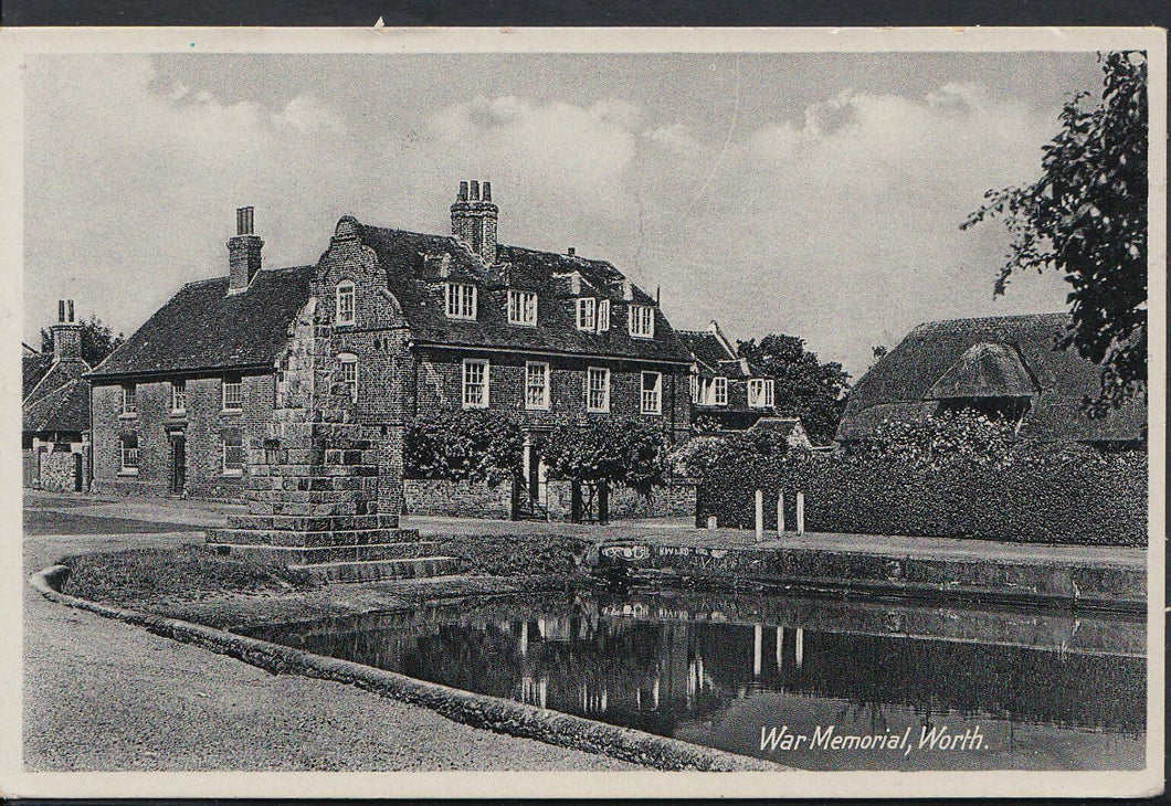 Kent Postcard - War Memorial, Worth   MB1241