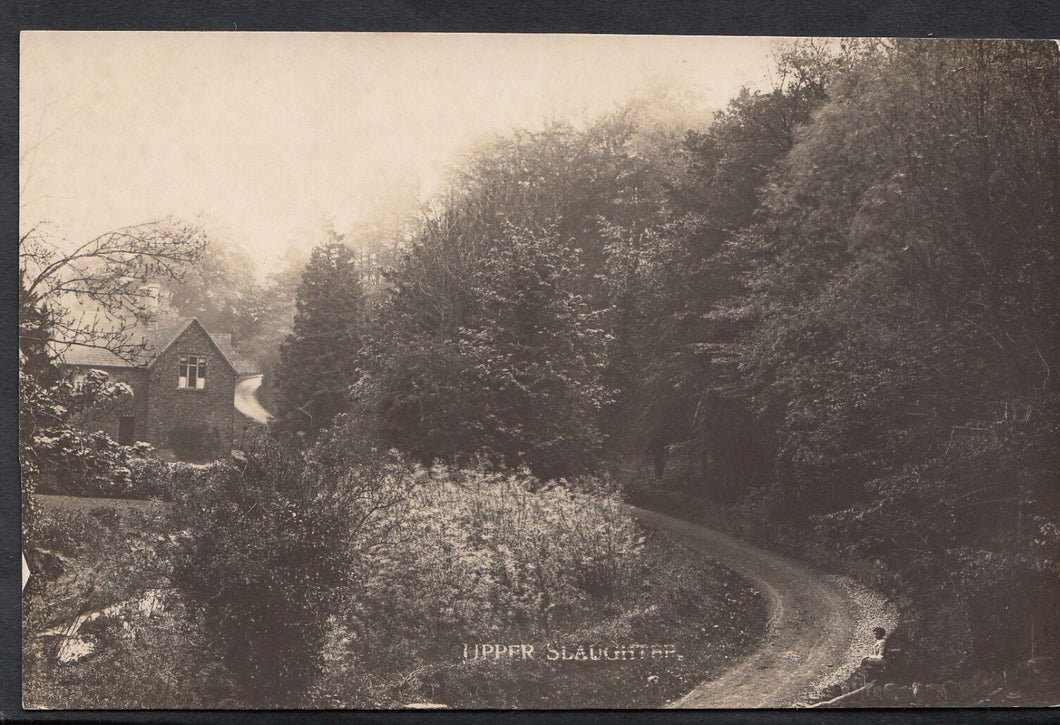 Gloucestershire Postcard - Upper Slaughter     A9657