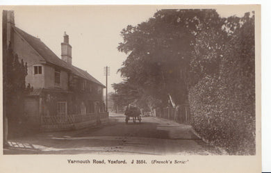 Suffolk Postcard - Yarmouth Road, Yoxford   A5298