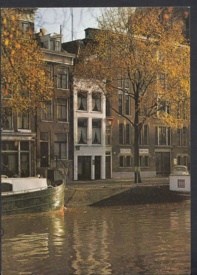 Netherlands Postcard- Amsterdam - Singel With Smallest House of Amsterdam RR1680