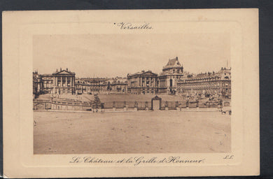 France Postcard - Versailles - Le Chateau Et La Grille d'Honneur    RS18694