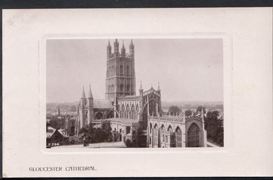 Gloucestershire Postcard - Gloucester Cathedral     RT833