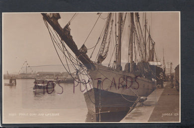 Dorset Postcard - Poole Quay and Lifeboat   RS18095