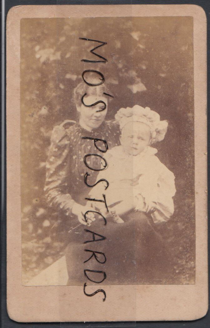 CDV (Carte De Visite) - Keneth Foxcroft Jones & His Nurse A.A.Foster  RT221