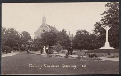 Berkshire Postcard - Forbury Gardens, Reading   G567