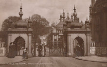 Load image into Gallery viewer, Sussex Postcard - Entrance To Royal Pavilion, Brighton    RS22622
