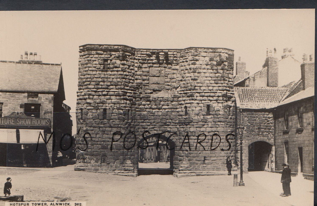 Northumberland Postcard - Hotspur Tower, Alnwick   MB1107