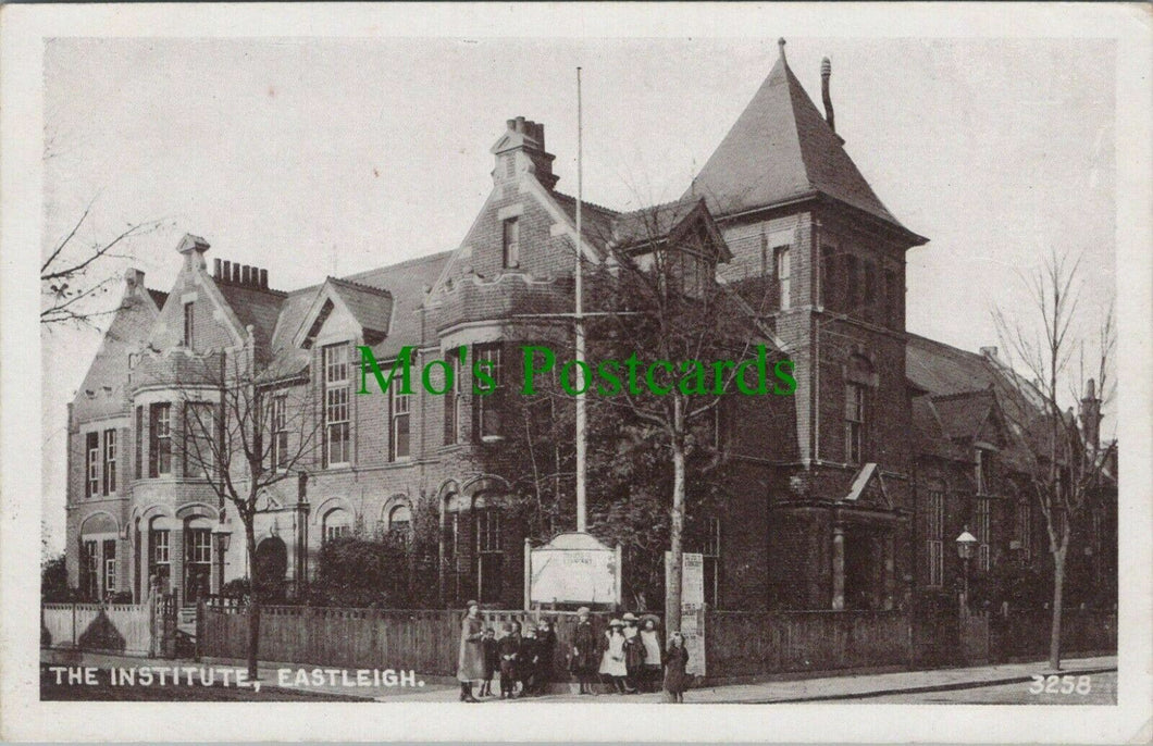 Hampshire Postcard - The Institute, Eastleigh    RS27637