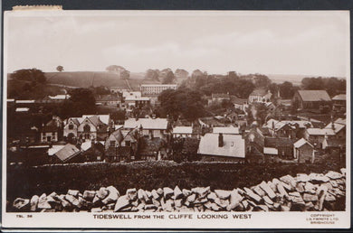 Derbyshire Postcard - Tideswell From The Cliffe Looking West    T1483