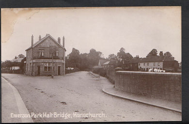 Essex Postcard - Emerson Park Halt Bridge, Hornchurch     RT1379