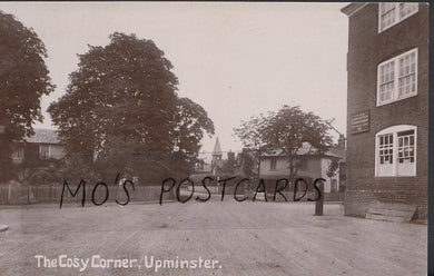 Essex Postcard - The Cosy Corner, Upminster   MB1111