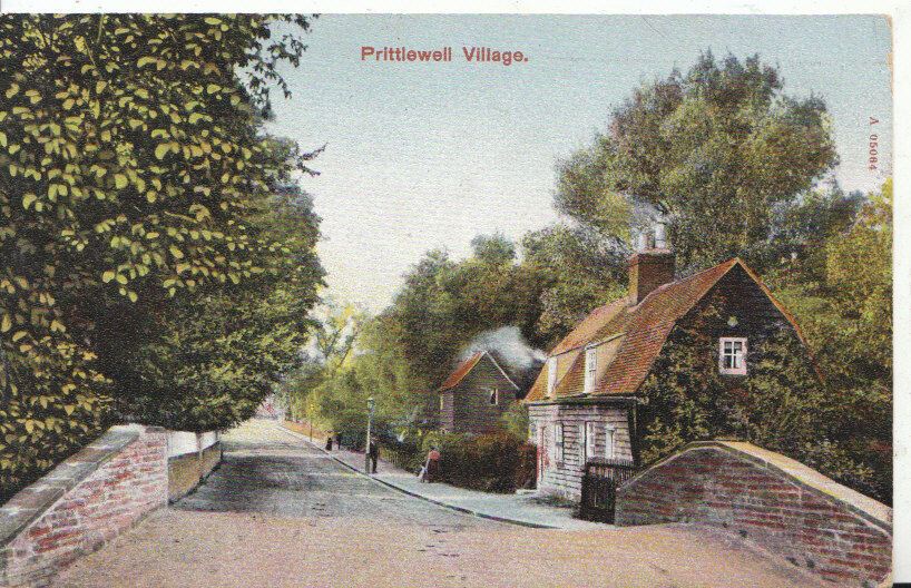 Essex Postcard - Prittlewell Village - Ref 4888A