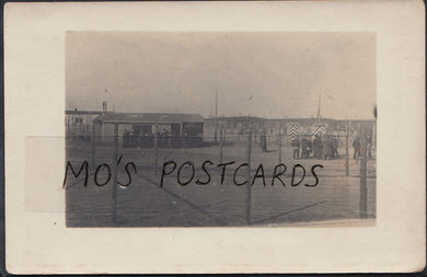 Military Postcard - Soldiers - British Prisoners of War In Unknown Camp  MB1314