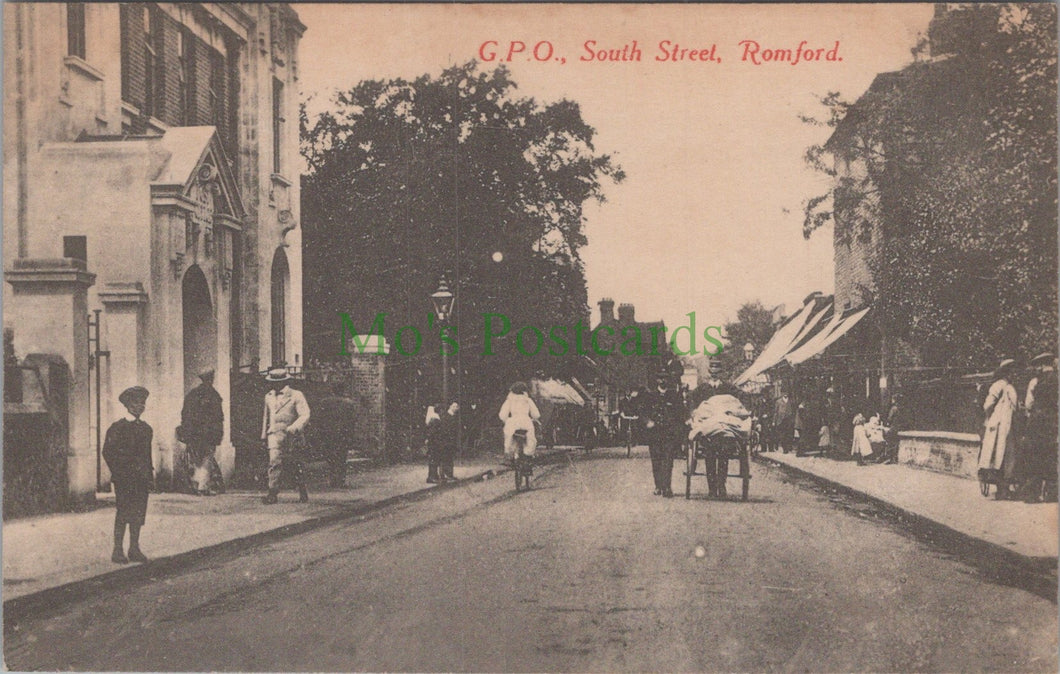 Essex Postcard - Romford, G.P.O., South Street  HP676