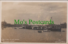 Load image into Gallery viewer, London Postcard - The Fleet in The Thames, Waterloo Bridge Ref.SW9752
