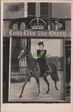 Royalty Postcard - Coronation of Queen Elizabeth II Painting Ref.SW10093