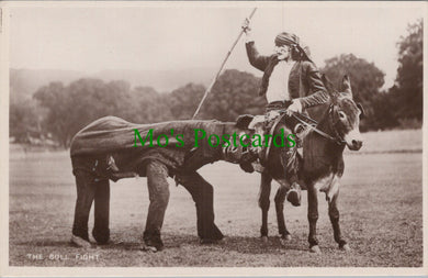 Military Postcard-Tidworth Tattoo 1929,The Bull Fight, Soldiers in Costumes DC84
