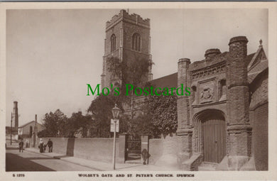 Suffolk Postcard - Ipswich, Wolseys Gate and St Peters Church  DC111