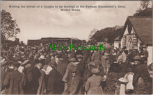 Load image into Gallery viewer, Scotland Postcard - Gretna Green, Crowds at The Blacksmith&#39;s Shop RS31580
