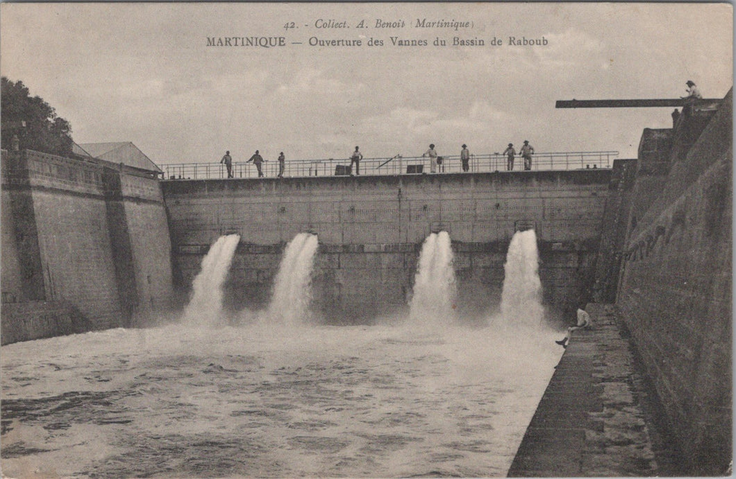 Martinique Postcard - Ouverture Des Vannes Du Bassin De Raboub  SW10871