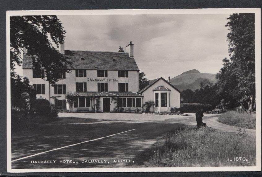 Scotland Postcard - Dalmally Hotel, Dalmally, Argyll - Mo’s Postcards 