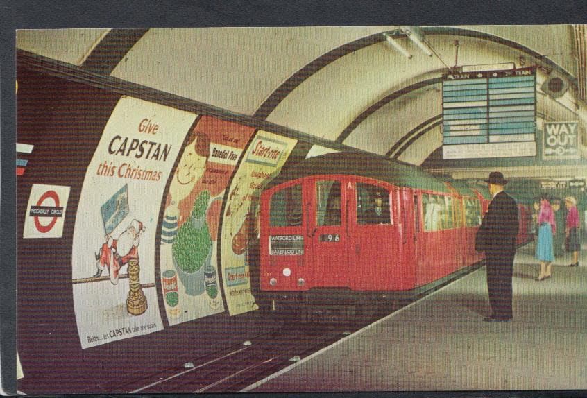 Railway Postcard - Trains - Tube Train Entering Piccadilly Circus Station, London - Mo’s Postcards 