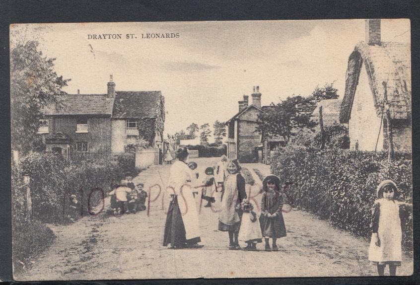 Oxfordshire Postcard - Drayton St Leonards Village, 1917 - Mo’s Postcards 