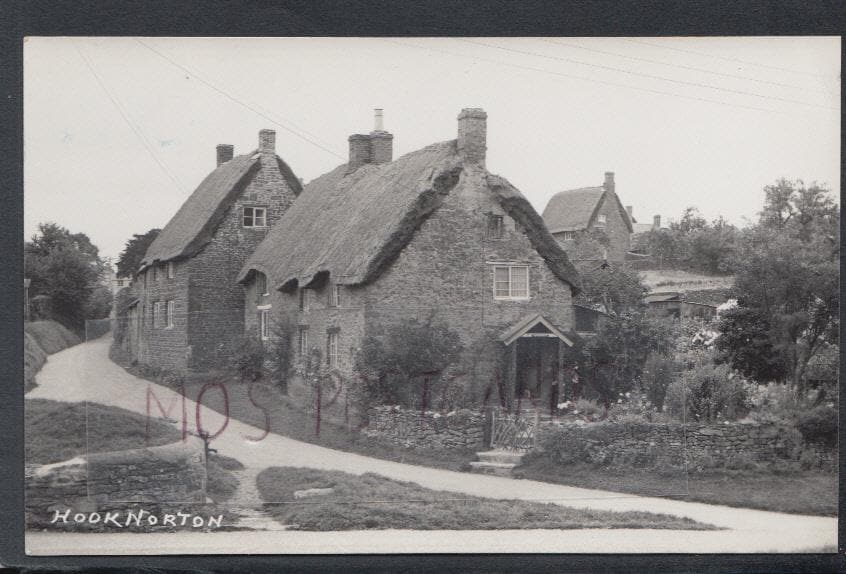 Oxfordshire Postcard - Hook Norton Village - Mo’s Postcards 