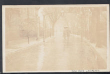 Load image into Gallery viewer, Leicestershire Postcard - New Walk, Leicester, 1909 - Mo’s Postcards 
