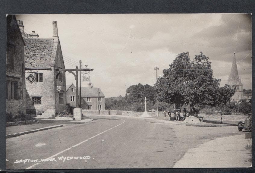 Oxfordshire Postcard - Shipton Under Wychwood - Mo’s Postcards 