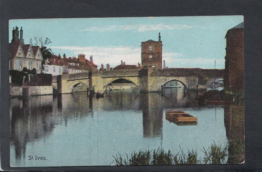 Huntingdonshire Postcard - View of St Ives (Now Cambridgeshire) - Mo’s Postcards 