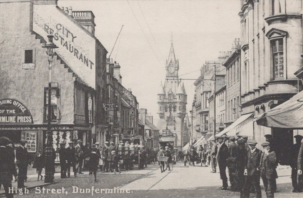 Scotland Postcard - High Street, Dunfermline - Mo’s Postcards 
