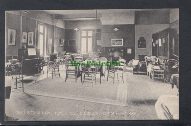 Isle of Wight Postcard - Girls Sitting Room, Home of Rest, Shanklin - Mo’s Postcards 