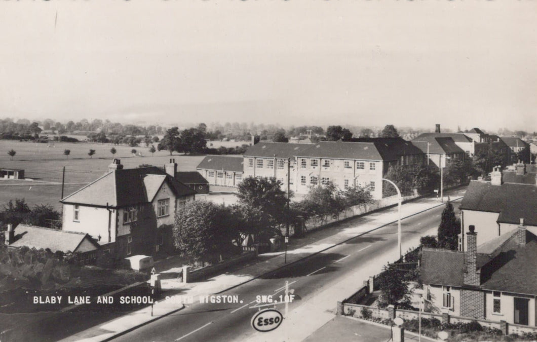 Leicestershire Postcard - Blaby Lane and School, South Wigston - Mo’s Postcards 