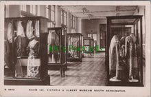 Load image into Gallery viewer, Victoria &amp; Albert Museum, South Kensington
