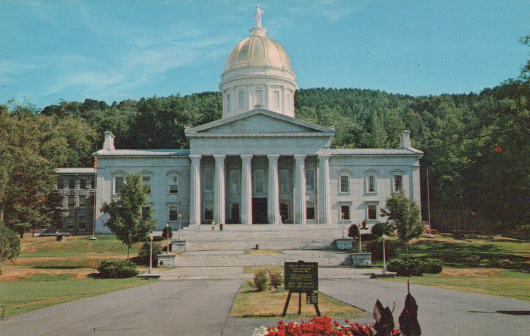 America Postcard - Vermont State Capitol, Montpelier, Vermont - Mo’s Postcards 
